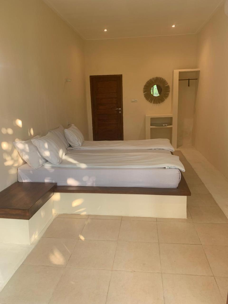 Lombok Coconut Hotel Mangsit Екстериор снимка