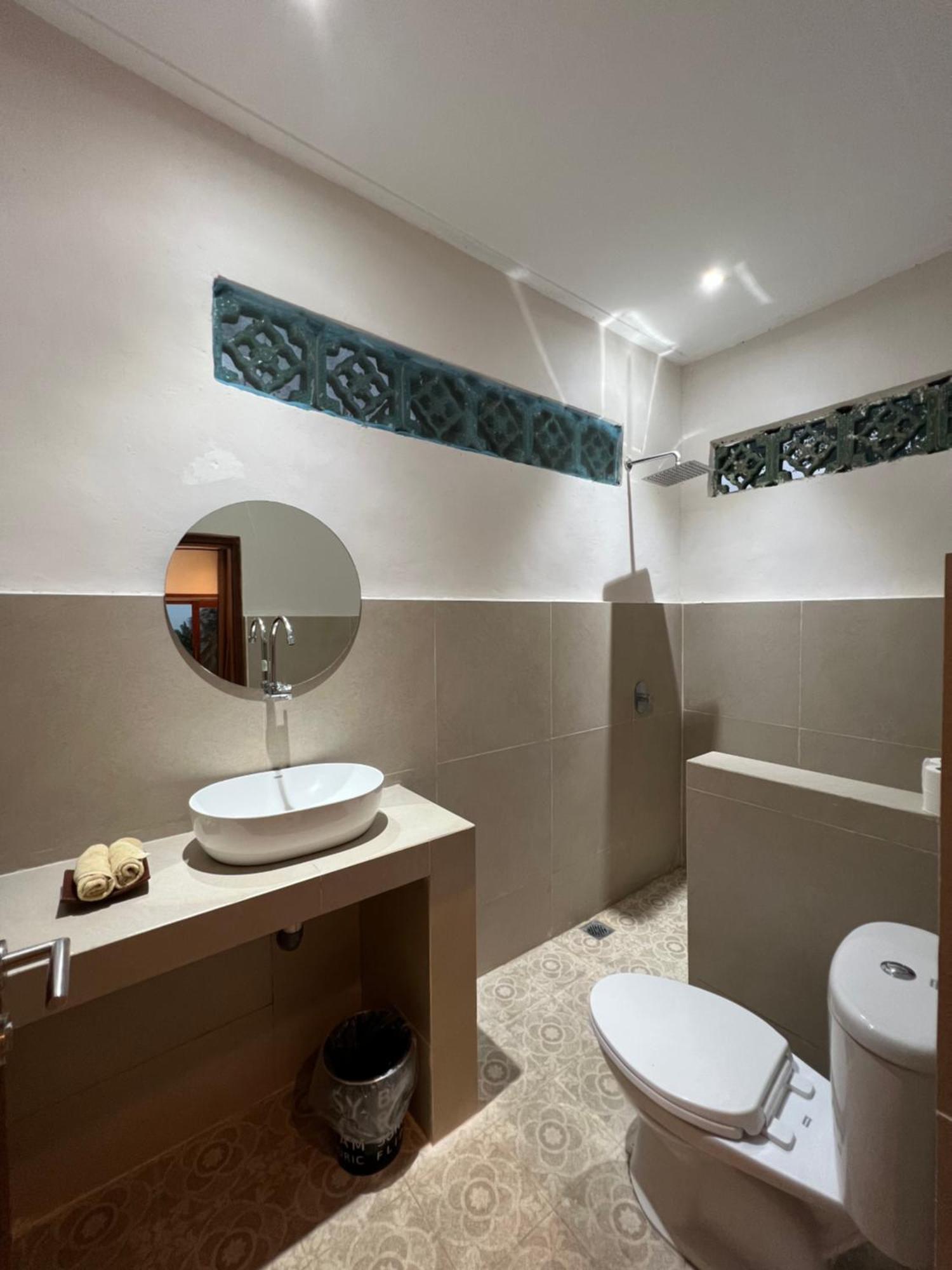 Lombok Coconut Hotel Mangsit Екстериор снимка